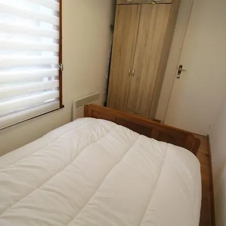 T2 A Luchon Avec Parking, Wifi Et Animaux Admis - Fr-1-313-207 * Bagneres-de-Luchon